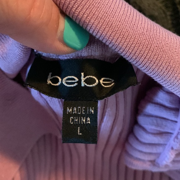 Bebe purple sleeveless blouse size large - Picture 6 of 6